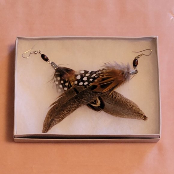 ❣️HP❣️ Feathered natural/tan earrings. Never Worn! - Picture 2 of 3
